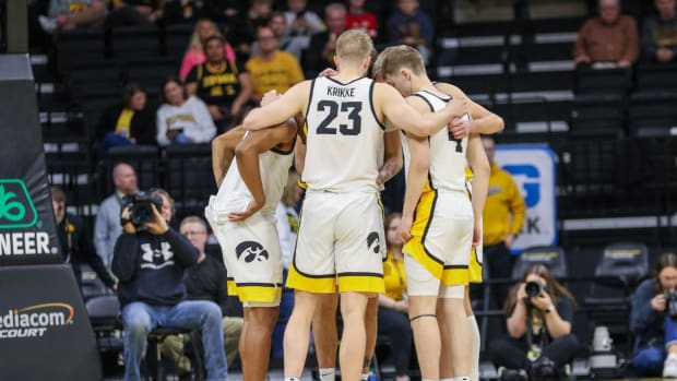 Iowa Basketball Hawkeyes